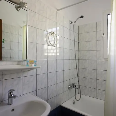 Evripides Hotel 2*