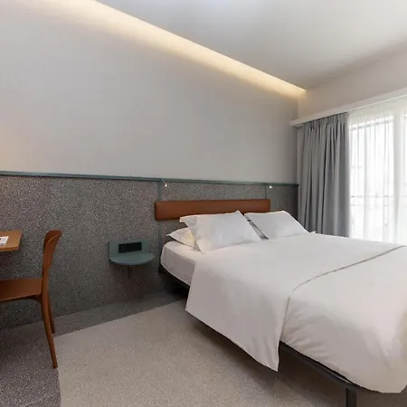 Evripides Hotel 2*